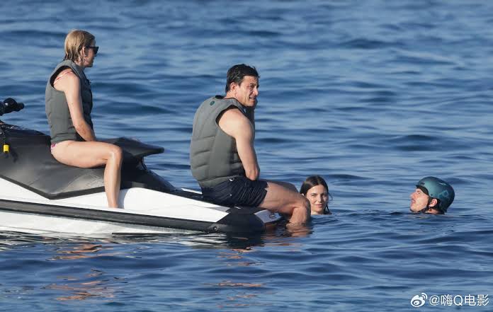 Max Verstappen and toto wolff on holiday : r/formula1
