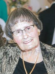 Delores Mcmanus's Instagram, Twitter & Facebook