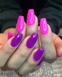 Loving This Trend Of Different Colors On Each Hand Acrylic Nails Coffin Short Two Color Nails Fire Nails