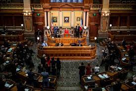 The des moines register was published in des moines, iowa and with 3,390,049 searchable pages from. Editorial Iowa Is A Covid 19 Embarrassment The Daily Iowan