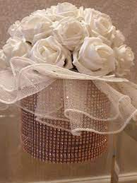 White Roses In A Rose Gold Diamante Hatbox With A Sparkly Collar Hat Box Flowers Rose Hat Hat Boxes