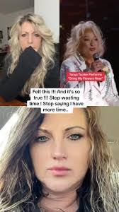 Mona Flowers's Instagram, Twitter & Facebook