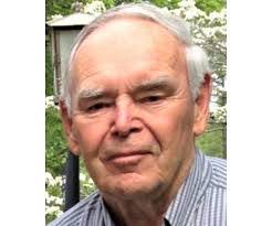 Charles Kastner's Instagram, Twitter & Facebook