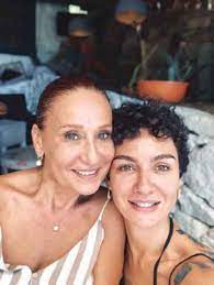 We did not find results for: Birce Akalay Annesi Yasemin Ergun Ile Fotografini Paylasti Magazin Haberleri Sipsak Haberleri