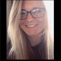 60+ perfiles de «Helena»