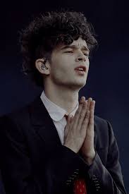 Matty Healy At Lollapaloza Chile April 2017 Twitter The 1975 Matty Healy Matt Healy