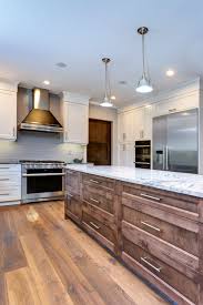 Kitchen Island With Quartz Countertop Kitcheninterior Kitchendesign Kitchencabinets Https Www Fa Industrial Bathroom Decor White Kitchen Cabinets Home
