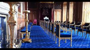 O castelo de windsor, que fica na cidade de mesmo nome (condado de berkshire) é a residência oficial da família real, onde eles passam principalmente o verão e. Windsor Conhecendo A Residencia Da Familia Real Britanica