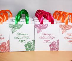 25 Mehndi Night Gift Bags With Fuchsia Satin Ribbon Your Etsy In 2020 Indian Wedding Favors Indian Wedding Gifts Handmade Wedding Favours