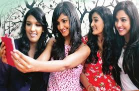 Neeti mohan sisters, family, boyfriend, husband, wedding. Unknown Facts About Neeti Shakti Mukti And Kriti Mohan Life à¤… à¤§à¤µ à¤¶ à¤µ à¤¸ à¤ª à¤¤ à¤¨à¤¹ à¤š à¤¹à¤¤ à¤¥ à¤à¤• à¤­ à¤²à¤¡ à¤• à¤†à¤œ à¤‰à¤¸ à¤• à¤¯ 3 à¤¬ à¤Ÿ à¤¯ à¤•à¤° à¤°à¤¹ à¤¹ à¤¨ à¤® à¤° à¤¶à¤¨ Patrika News