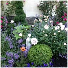 Innovative desings and planning for your yard, lawn or driveway. My Garden An Affinity For Roses Garden Design