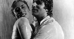 Smitapatil Amitabhbachchan In Namakhalaal Bollywood Celebrities 80s Actresses Vintage Bollywood