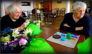 Epingle Par Delphine Milot Sur Jeux Pour Personnes Agees En 2020 Activites D Art Therapie Activites De Therapie Maisons De Retraite