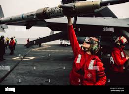 Aviation ordnanceman 2nd class hi-res stock photography and images