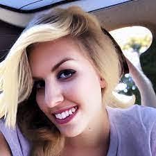 Kimberly Blagg's Instagram, Twitter & Facebook