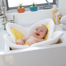 Unfortunately for new parents, babies don't come with instruction manuals. Blooming Bath Lotus Baby Bath Baby Bath Seat Baby Bath Tub Baby Bath Baby Bathtub