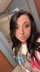 Ashley Clanton's Instagram, Twitter & Facebook