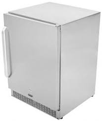 Capacity can hold up to 142 twelve ounce cans on its 3 adjustable glass shelves. 8 Good Affordable Outdoor Refrigerators Under 1 000