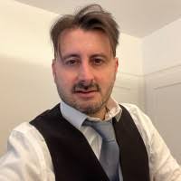 20+ perfiles de «Pirrello»