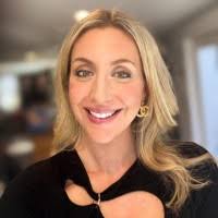 90+ "Ellen Roth" profiles