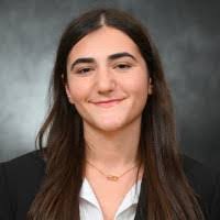 Sandra Erdos's Instagram, Twitter & Facebook