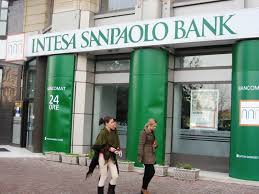 I primi passi verso il processo di integrazione iniziano il 26 agosto 2006 quando i consigli di amministrazione delle due banche approvano le linee guida del progetto di fusione, ratificato poi il 12 ottobre e convalidato dalle rispettive assemblee straordinarie il 1° dicembre dello stesso anno. Intesa Sanpaolo Takes Over Network Of Romanian Veneto Banca Banca Popolare Di Vicenza Branch For Eur 1 Business Review