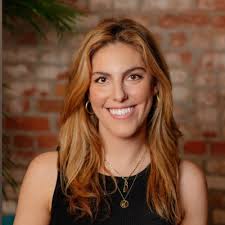 linkedinlife #workingmom #gratitude #4yearanniversary