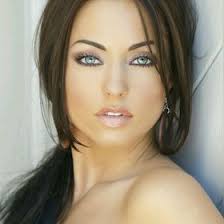 Nadia Bouzine (bouzinenadia69)