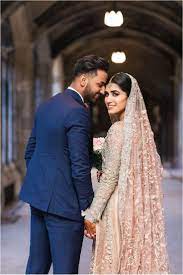 Shahbaz Rumsha S Elegant Wedding Reception Photography By Azra Couple Wedding Dress Pakistani Wedding Photography Wedding Couple Poses Photography