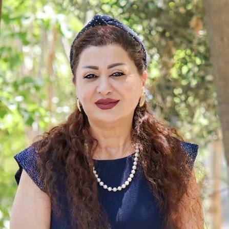 ✓ Kəmalə Ağazadə ( Kamalya Aqazade Kamalya Aqazade ) – Qoruyan, Qucaqlayan,  Yol Göstərən İşıq Uşaqların, gənclərin, həyatın sınağından keçən talelərin,  unudulmuşların və susanların səsinə çevrilən bir ad var: Kəmalə Ağazadə.  Yalnız