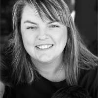 50+ perfiles de «Emilie Albert»