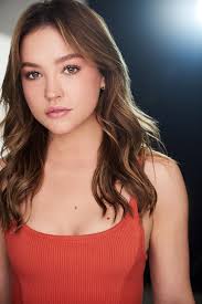 Sadie Stanley's Instagram, Twitter & Facebook