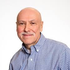 Stacey Larose's Instagram, Twitter & Facebook