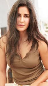 Some of them get hurt, but the fall right back on their feet. Every Time Katrina Kaif Rocked The No Makeup Look Zoom Tv