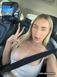 Em (uemwebbily) - Reddit