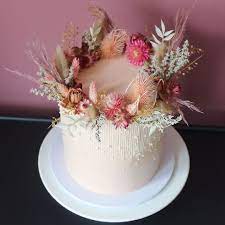1 342 Likes 76 Comments Beth Haxby Cake Designer Beth Haxby Cakes On Instagram Birthday Cake With Flowers Wedding Cake Decorations Wedding Cake Table