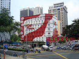 Peniaga merayu tapak pasar malam jalan tar dikekalkan. Jalan Tar Raja Nong Chik Club