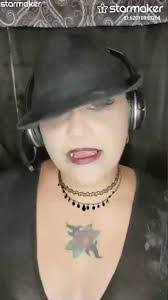 Leah Phelps's Instagram, Twitter & Facebook