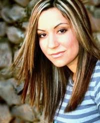 Maria Long: A Texan reaching "Basement kids" with her 'Here With Me' album 