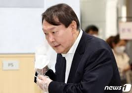 내가 이썰 나만랑 작은고모만 아는썰이다 즉 당사자들만 알지누구한테 말못하지 개욕 처먹거등.금기된썰을 풀까한다 잘봐. ìœ¤ì„ì—´ ë‚´ê°€ ì •ë¦¬ë¼ì•¼ ì •ì¹˜ì¸ ë§Œë‚˜ ë°¥ë§Œ ë¨¹ì„ ìˆœ ì—†ì§€ ì•Šë‚˜ ë¨¸ë‹ˆíˆ¬ë°ì´