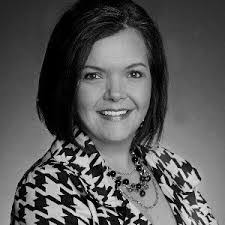 Ashleigh Warren's Instagram, Twitter & Facebook