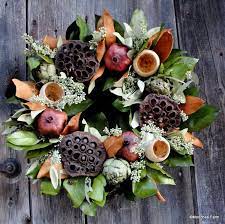 Pod Wreath Learn To Make A Pod Wreath Approximately 20 Diameter Materials Include Bell Cups Lotus Pods Dried Pre Lotus Pods Leaf Decor Seasonal Wreaths