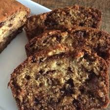 Cuisine Etudiant Fr Sur Instagram Cake Banane Chocolat Ingredients 1 Tablette De Chocolat Corse 3 Bananes 3 Oeufs 4 In 2020 Food Desserts Banana Bread