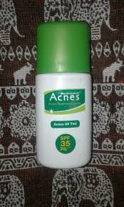 Acnes uv tint spf 35 pa+++ ini memiliki mulut botol yang kecil, sehingga mudah untuk mengontrol jumlah produk yang keluar. Acnes Uv Tint Kesehatan Kecantikan Kulit Sabun Tubuh Di Carousell