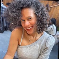 Raquel Roach's Instagram, Twitter & Facebook