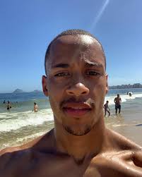 It was just a hammock, found at an empty beach. Missing this spot. Pure  Peace 🌴