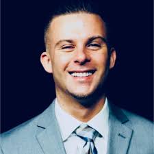 Scott Ward getting the assist from Tobias! #closer #sportsbiz #draftdayeve 