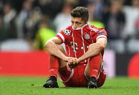 Müller, lewandowski und der bundesligarekord. Bayern Munich Boss Karl Heinz Rummenigge Says Robert Lewandowski Is Going Nowhere Arab News