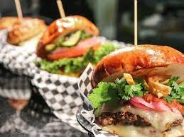 Where To Eat In St Paul S Eastside Payne Phalen Neighborhood Eater Twin Cities