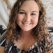 Ashley Fortner's Instagram, Twitter & Facebook